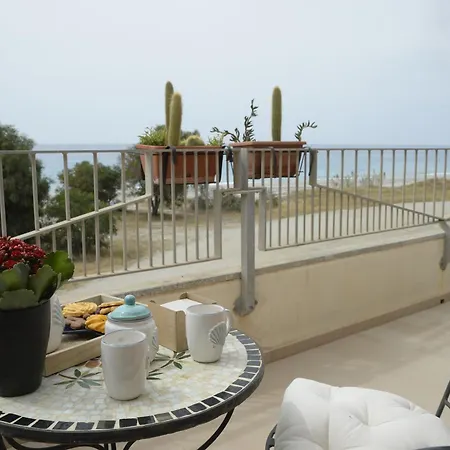 Il Sestante 住宿加早餐酒店 Condofuri